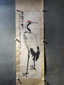 薛士圻，字千里，一九三五年生于浙江瑞安，北京中国画研究会优秀画家之一，一九六一年毕业于中央美术学院。画家于一九六六年和一代宗师齐白石老先生之孙女联姻，在这个世家中二十年来耳濡目染，加之天赋聪明，对齐派绘画有精湛研究并继承和发展。士圻专长大写意，薛士圻 国画 一幅（精品）尺寸100————33厘米