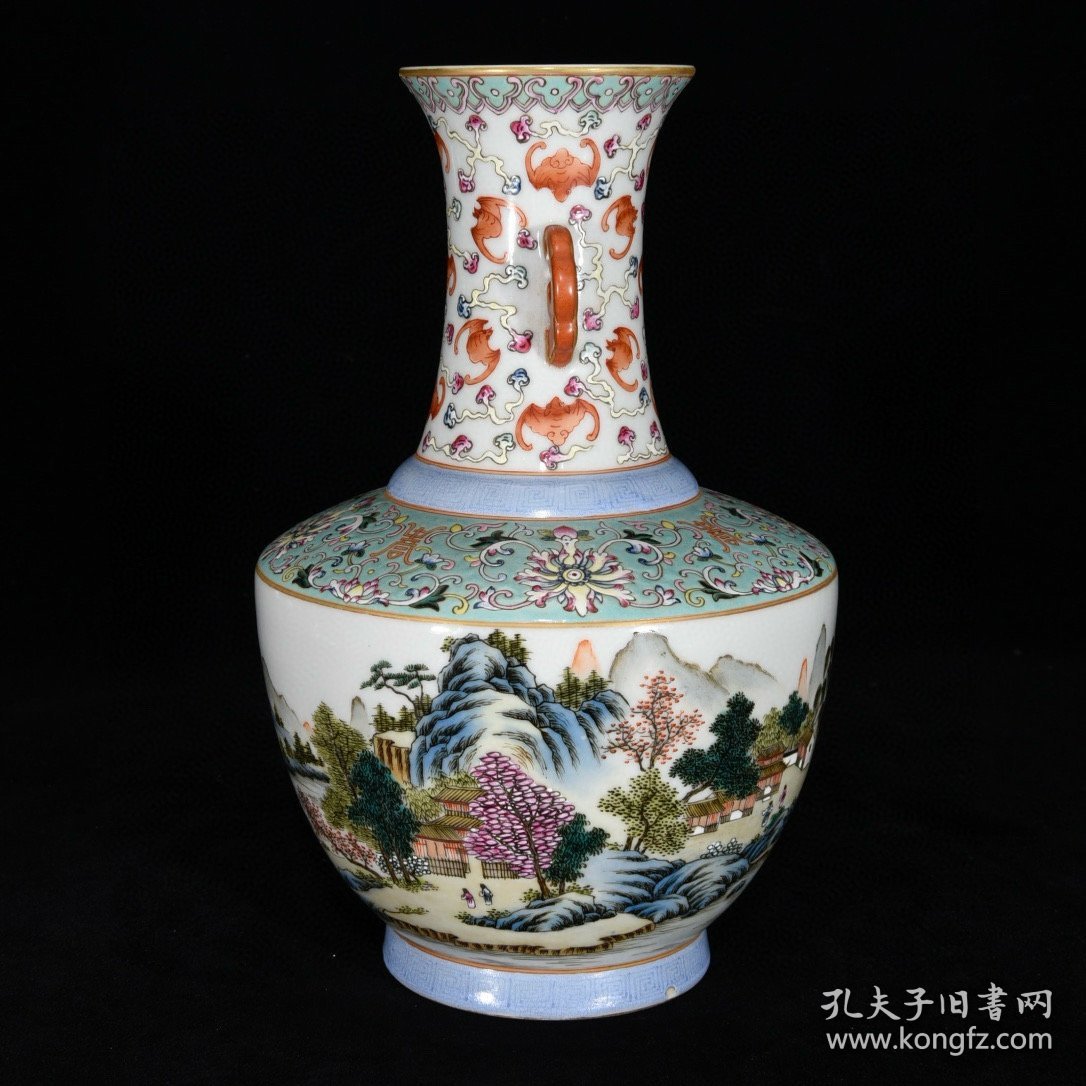 清乾隆粉彩山水亭台楼阁纹双耳瓶，25.5×17厘米