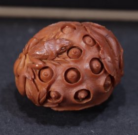 多子多孙橄榄核雕莲蓬青蛙莲蓬