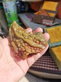 老寿山精雕苦瓜,绝了。中国工艺美术大师作品。