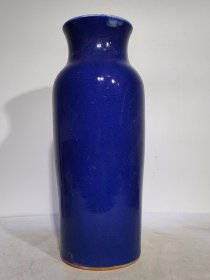 蓝釉筒瓶