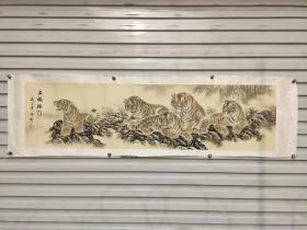 戴（代）瑞刚，笔名龝風石，虎林草堂主人，现居北京，出生山东曹县。现为中国美协会分会员，京华书画家协会理事。2010年毕业于中央美术学院中国画造型艺术专业，主攻 花鸟动物。2012年首届教育部张立辰中国画大写意高级 研究班，绘画先后拜师于画虎名家王建民先生、赵泰来先生、孟祥顺先生门下。
