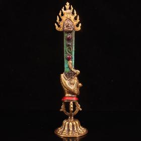 珍藏老纯铜纯手工打造镶嵌宝石文殊菩萨剑摆件。 重270克 高22厘米 宽4.5厘米。