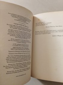 Exit Music 英文原版 16开 较厚