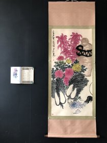 花卉，四尺手绘作品带杂志书， 装裱好尺寸：212x74cm左右 画芯尺寸：135x65cm左右 /