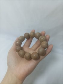 日本回流 手串 文玩佛珠 有淡淡的味道 不懂什么木