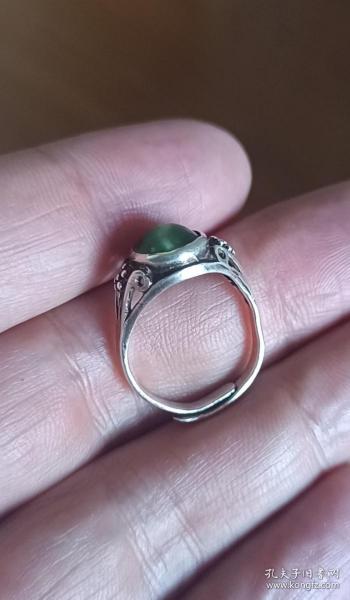 清代猫眼石戒指