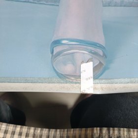 塑料一开美女模特宣传画