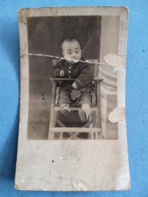 1941年老黑白照片一张