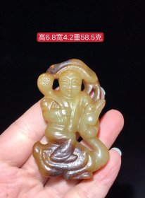 和田玉玉人，玉质细腻，包浆厚重，沁色入骨，雕工精细，品相完美，细节如图！