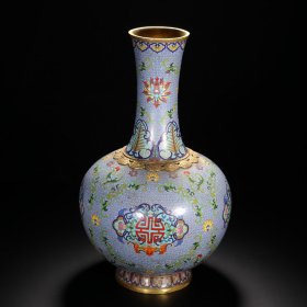 清代 铜胎掐丝珐琅缠枝花卉赏瓶