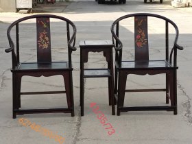 红檀镶贝圈椅一套，保存完好品相如图。