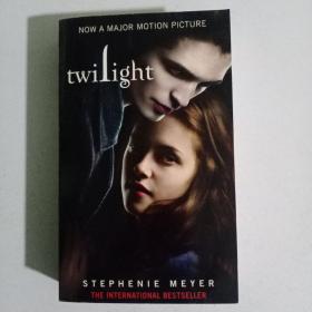 twiIight STEPHENIE MEYER