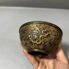 纯铜鎏金龙纹碗