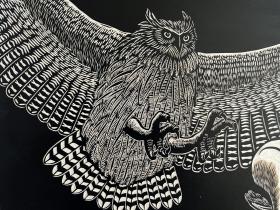 木刻版画：《夜空下的猫头鹰》1