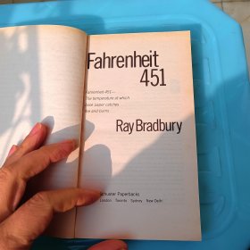 Fahrenheit 451华氏451度(-L11)
