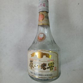 蔡山老窖酒瓶（四川名酒）