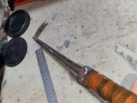 民国时期老兵器,保存下来的还不错,握持趁手,完好结实,包老包真。。。。。