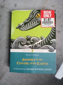 Journey to the Centre of the Earth (Puffin Classics) 地心历险记
