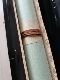 80年代以前原装老裱春草绢本牡丹花立轴，带原装纸盒