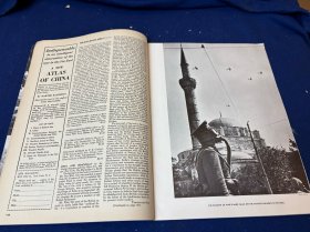 1942年3月亚细亚杂志，内容提要美国名记者文森特·希恩“亚洲的华人领袖”及图；林语堂文章“与印度结盟”； 上海难民儿童；赛珍珠文章“明日的火种”；莫宝基文章“我们中国人捍卫自己的信仰，带蒋介石宋美龄图；美国著名记者安娜路易斯·斯特朗文章“苏维埃人民在战斗”；中国穆斯林；