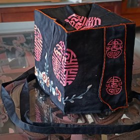 清末“延年益寿”手工绣缎面寿星帽