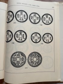 《The Lockhart Collection of Chinese Copper Coins洛克哈特藏中国古代铜硬币》2067枚铜钱硬币图录，中国铜币  作者曾担任威海卫官员，1975年美国出版，16开精装带书衣174页