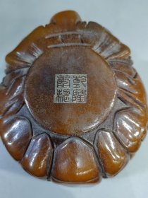 角雕洒壶茶具摆件，尺寸约15*11.5*11公分，重量约743克