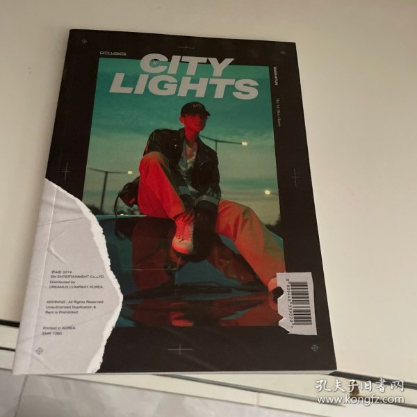 CITY LIGHTS(只有一本，如图)