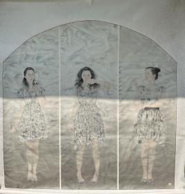 吴丹，女1963年出生重庆，先后获得 学士学位，中国画 领域艺术家，四川省美术家协会会员，四川师范大学美术学院教授。尺寸171:165，