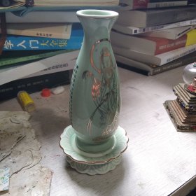 老式观音菩萨花瓶供花观音竹莲花花瓶桌上陶瓷高15cm