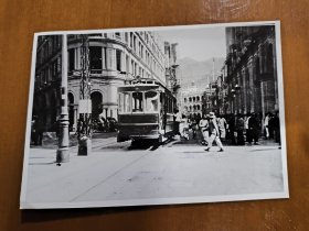 八十年代翻晒香港早期电车黑白照片