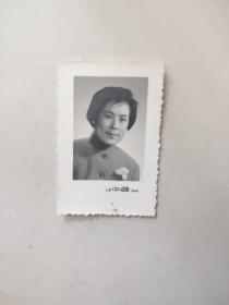 1966年女子单人照