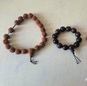 两个手串合售，一起打包30元