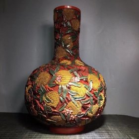 彩绘漆器花瓶摆件 高41厘米，宽26厘米，口径10厘米，重2510克