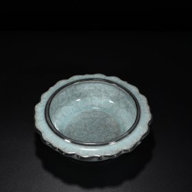 宋汴京官窑款折沿洗 藏品规格；厘米7*22 900