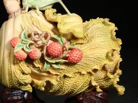 精品.旧藏.雕加彩手工雕刻“百财”白菜摆件