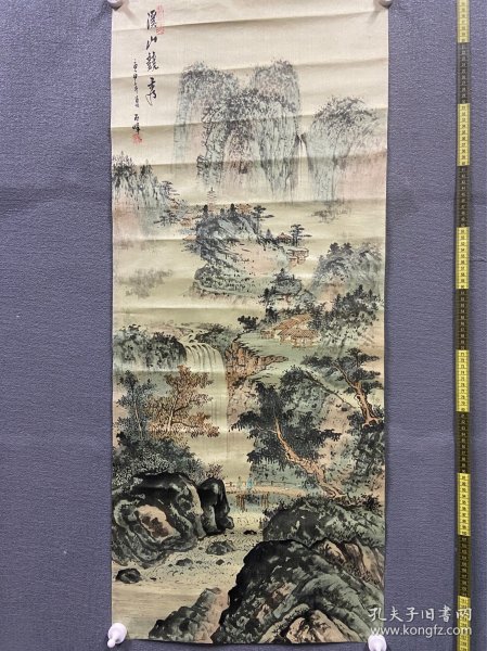 石峰《溪山競秀图》，青绿绢本软片。
