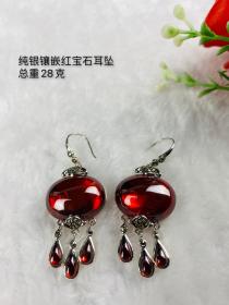 纯银镶嵌红宝石耳坠，尺寸见图1