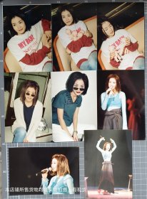 王菲老照片64张合售， 夏林 王靖雯(曾用艺名)Faye Wong，均是大嘴鳄鱼当代歌坛杂志社原版5寸老照片，实物拍摄有现货，要了可以直接下单。 货号：抽屉19-2-035 代表作品 天空、我愿意、红豆、人间、匆匆那年、百年孤寂、梦中人、你快乐所以我快乐、笑忘书、约定、流年、容易受伤的女人、暧昧、浮躁、旋木、执迷不悔、Eyes On Me、致青春、如愿、重庆森林、天下无双、2046