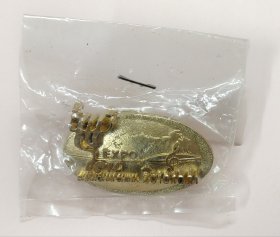 2010年上海世博会闭幕式纪念徽章全新未拆封