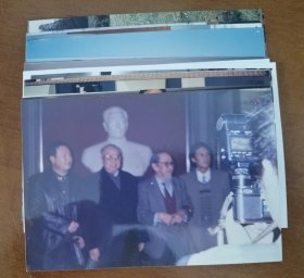 名人照片一组11张。存放位置2-2-1