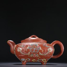 李茂林款 紫砂多彩缠枝花卉福纹茶壶。 规格：高8.5cm 长17cm