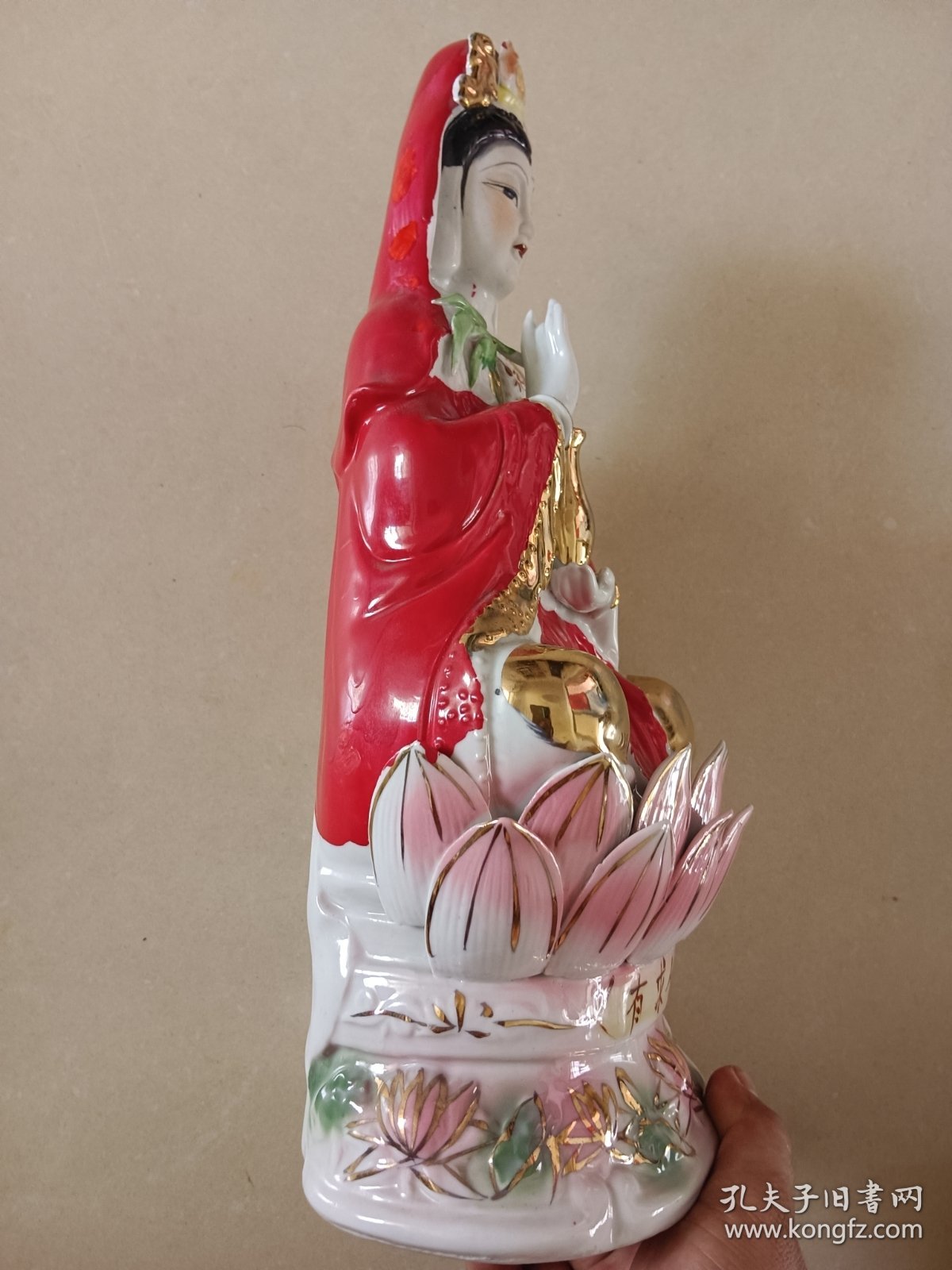 瓷观音 完整图八背面几处掉漆后补漆高37