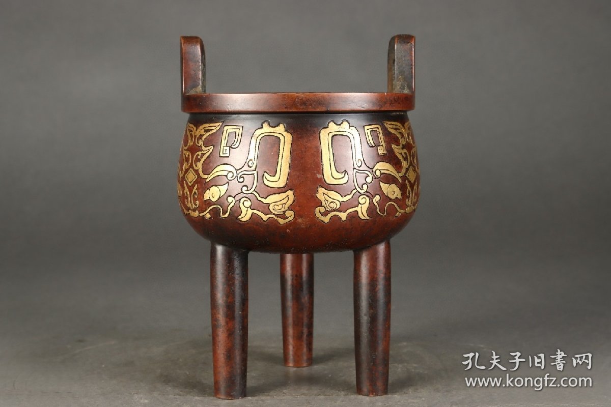 明 铜胎鎏金饕餮纹鼎式炉