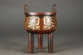 明 铜胎鎏金饕餮纹鼎式炉
