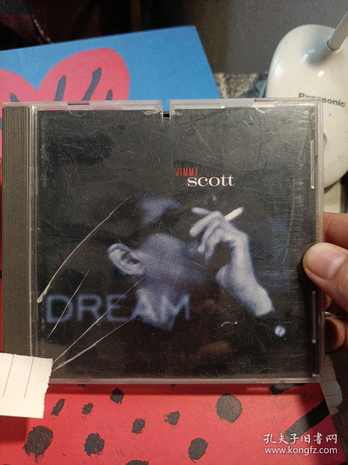 JIMMY SCOTT
DREAM
打孔光盘