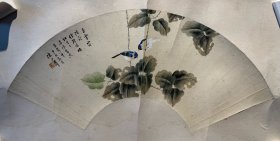 陈小翠 18*55cm，镜心 上海中国画院画师 陈小翠（1907-1968），又名玉翠、翠娜，别署翠候、翠吟楼主，斋名翠楼。女，浙江杭县人。擅长中国画，十三岁即能诗，有神童之称，后从杨士猷、冯超然学画。擅长工笔仕女和花卉画，风格隽雅清丽，饶具风姿。擅书法，笔致清峭，有俊拔挺秀之趣。上海中国画院画师。著有《翠楼吟草》十三卷等。