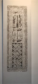 汉代画像艺术之杰作，夸父逐日图画像砖拓片 浙江农林大学汉画像研究大咖杨絮飞老师题跋手工装裱，收藏价值增值潜力巨大，不题字的软片300 夸父追日，又称夸父逐日，是中国上古时代神话传说，出自《山海经·海外北经》，讲述了黄帝时期的夸父族首领夸父与太阳赛跑最终渴死化成世间实物的故事，反映了中国古代先民了解自然、战胜自然的强烈愿望。
