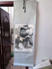 侯北人（1917年—2025年5月21日【北京时间】），男，生于辽宁省海城县西北大甲屯村，著名美籍华人画家，2 中国近代画家，2002年在昆山市建立“侯北人美术馆”，2004年11月侯北人美术馆开馆。